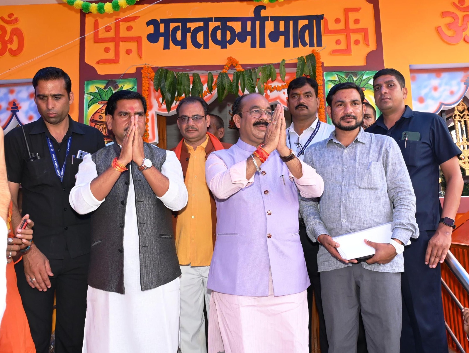 उप मुख्यमंत्री अरुण साव भक्त माता कर्मा मंदिर के प्राण प्रतिष्ठा समारोह में हुए शामिल उप मुख्यमंत्री अरुण साव भक्त माता कर्मा मंदिर के प्राण प्रतिष्ठा समारोह में हुए शामिल