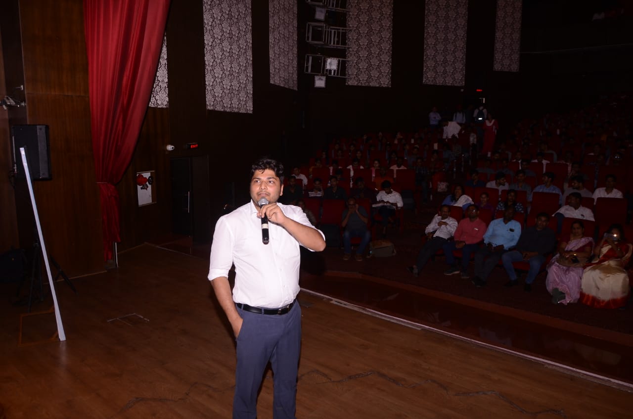 सूचना प्रौद्योगिकी के क्षेत्र में रोजगार के खुले अवसर सूचना प्रौद्योगिकी के क्षेत्र में रोजगार के खुले अवसर