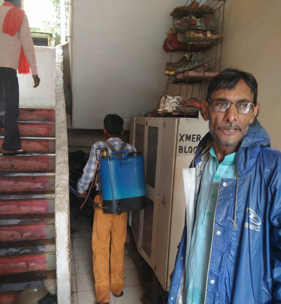 बच्चों के हॉस्टल में चलाया गया फाइट द वाइट जागरूकता अभियान बच्चों के हॉस्टल में चलाया गया फाइट द वाइट जागरूकता अभियान