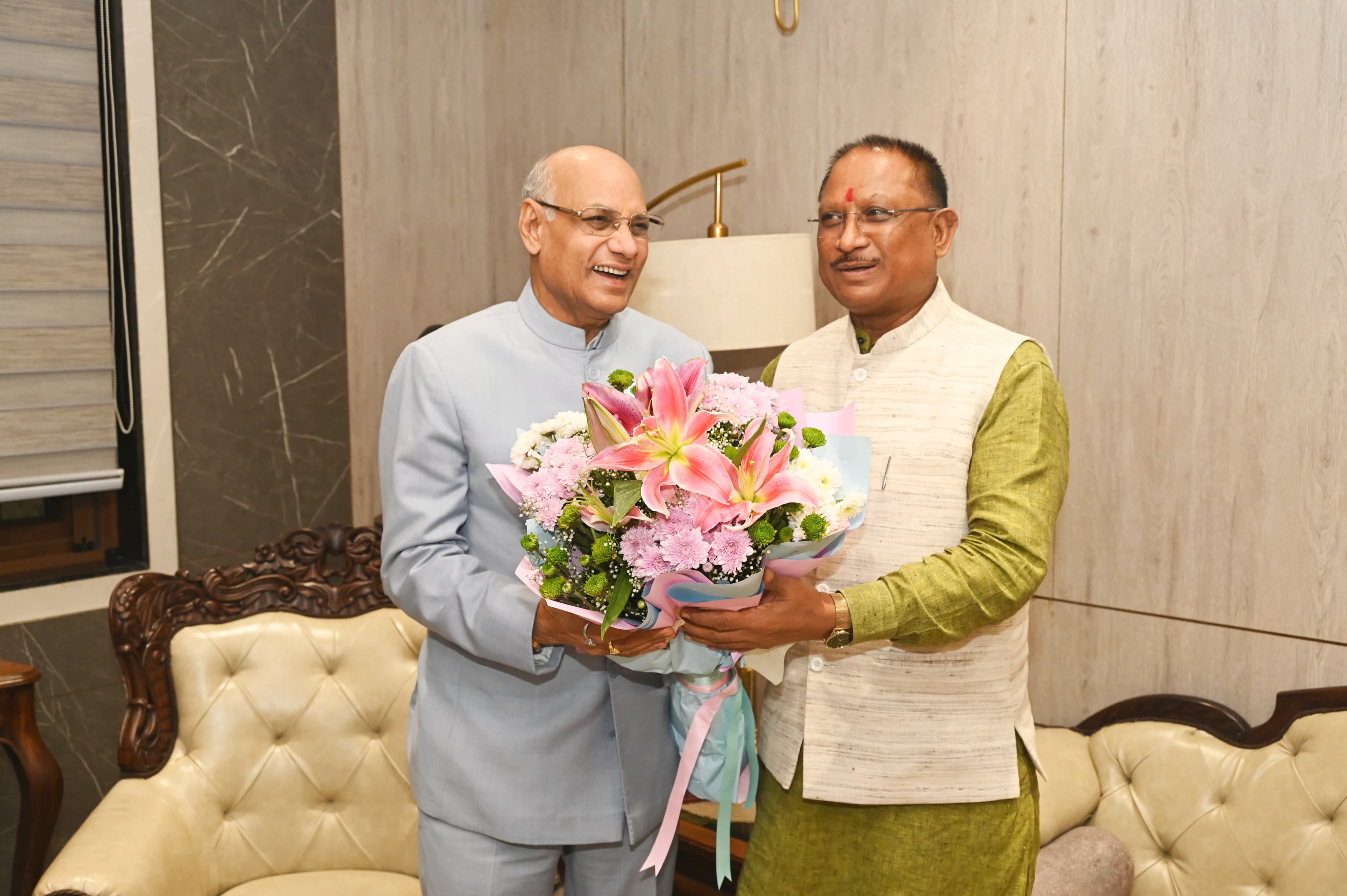 मुख्यमंत्री ने महाराष्ट्र के पूर्व राज्यपाल श्री बैस को दी जन्मदिवस की बधाई मुख्यमंत्री ने महाराष्ट्र के पूर्व राज्यपाल श्री बैस को दी जन्मदिवस की बधाई