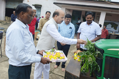 इंदिरा गांधी कृषि विश्वविद्यालय में मनाया गया हरेली त्यौहार इंदिरा गांधी कृषि विश्वविद्यालय में मनाया गया हरेली त्यौहार