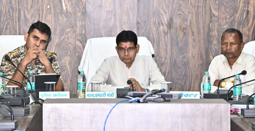 अपराध और नशामुक्त कर छत्तीसगढ़ को विकसित एवं समृद्ध बनाने में योगदान दें: मंत्री टंकराम वर्मा अपराध और नशामुक्त कर छत्तीसगढ़ को विकसित एवं समृद्ध बनाने में योगदान दें: मंत्री टंकराम वर्मा