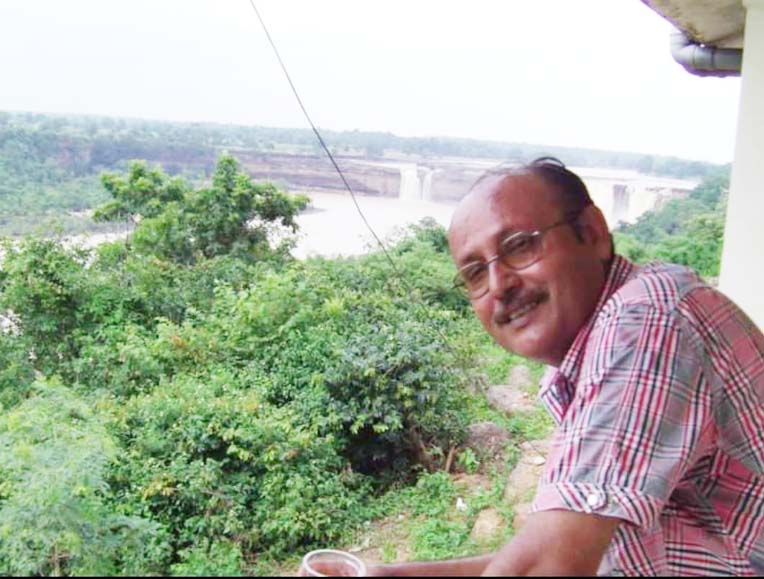 वरिष्ठ पत्रकार कमल दुबे का निधन, मुख्यमंत्री ने शोक व्यक्त किया वरिष्ठ पत्रकार कमल दुबे का निधन, मुख्यमंत्री ने शोक व्यक्त किया