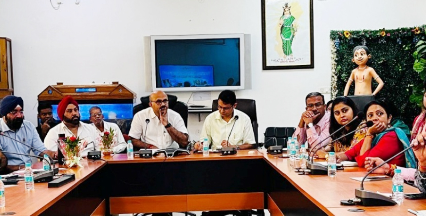 राज्य में टूरिज्म की असीम संभावनाएं: सचिव श्री अन्बलगन राज्य में टूरिज्म की असीम संभावनाएं: सचिव श्री अन्बलगन