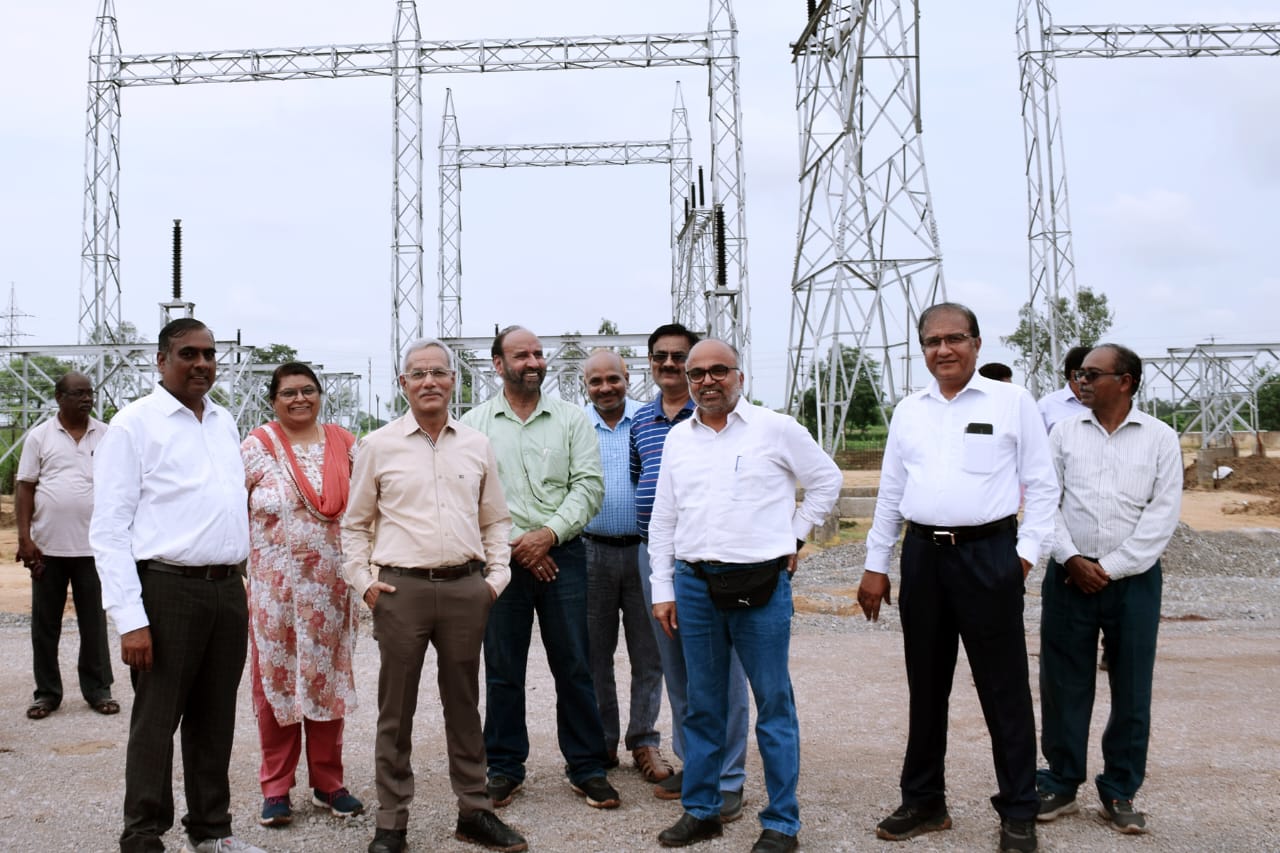 किसानों को गुणवत्तापूर्ण बिजली देने राजिम में बन रहा 220 के.व्ही. उपकेन्द्र किसानों को गुणवत्तापूर्ण बिजली देने राजिम में बन रहा 220 के.व्ही. उपकेन्द्र