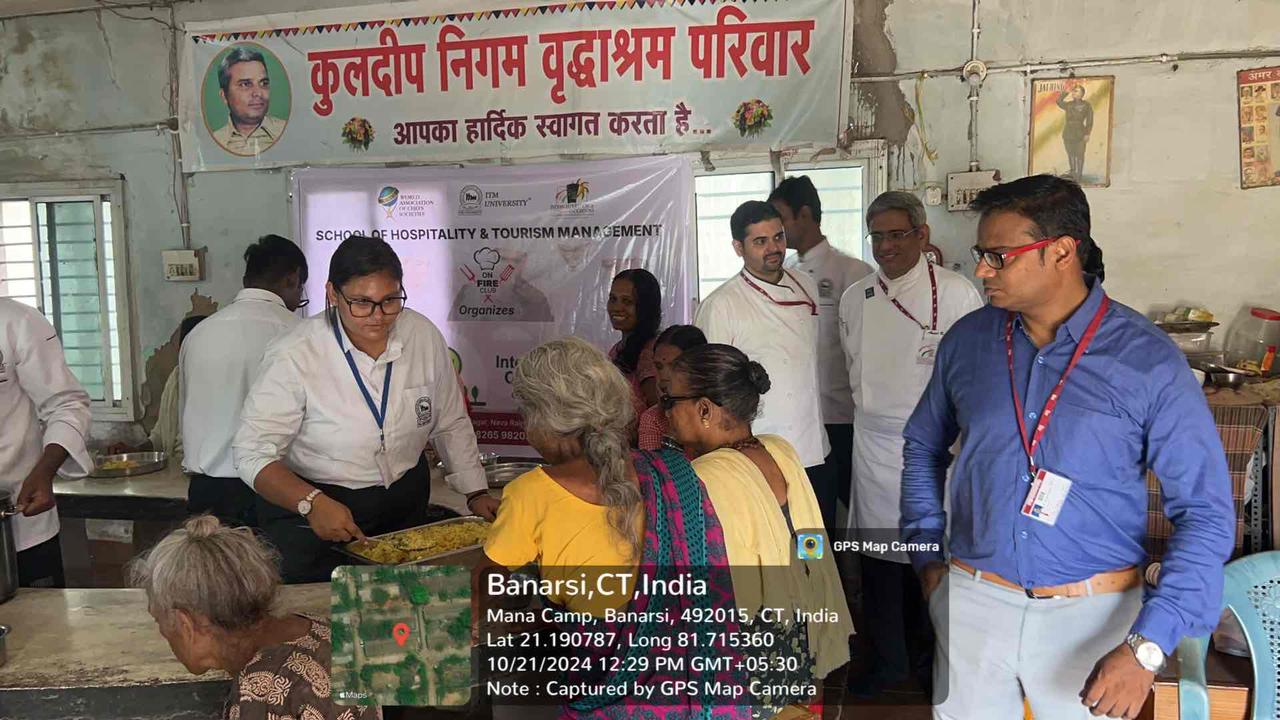 ITM विश्वविद्यालय रायपुर के विद्यार्थियों का कुलदीप निगम वृद्धाश्रम भ्रमण ITM विश्वविद्यालय रायपुर के विद्यार्थियों का कुलदीप निगम वृद्धाश्रम भ्रमण