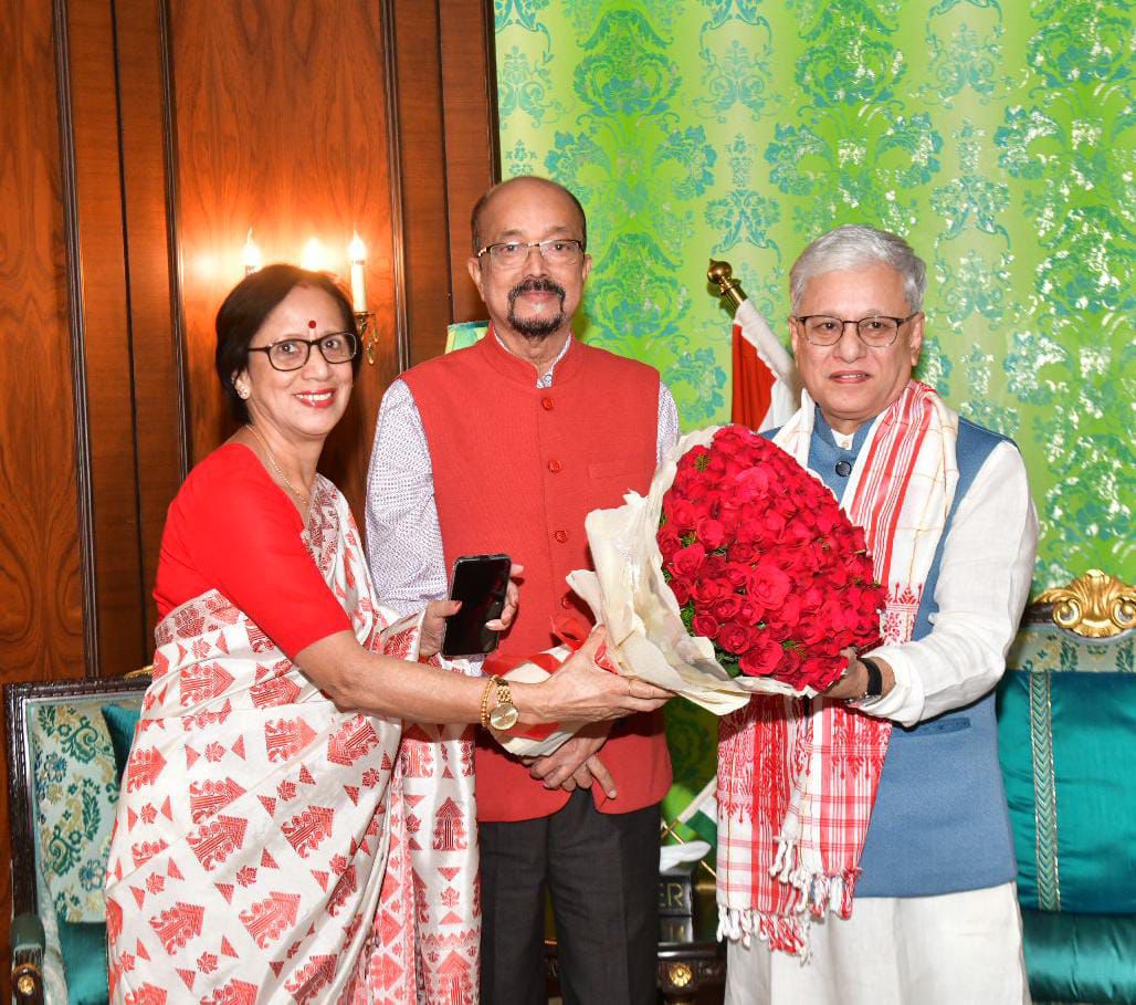 तेलंगाना के राज्यपाल से राज्यपाल डेका ने की मुलाकात तेलंगाना के राज्यपाल से राज्यपाल डेका ने की मुलाकात