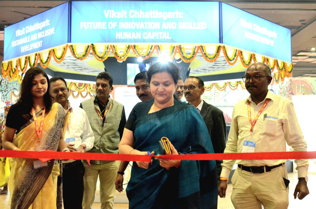 अंतर्राष्ट्रीय व्यापार मेले में छत्तीसगढ़ का स्टॉल इस बार विशेष आकर्षण का केंद्र अंतर्राष्ट्रीय व्यापार मेले में छत्तीसगढ़ का स्टॉल इस बार विशेष आकर्षण का केंद्र