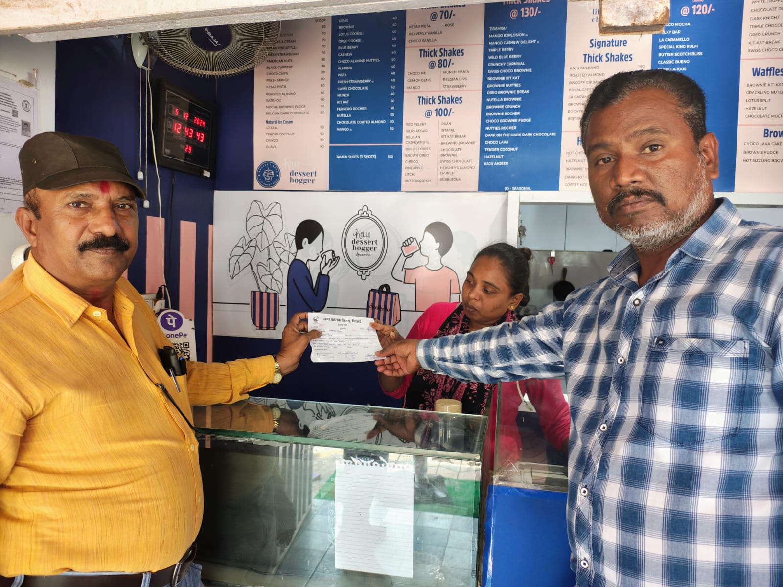 सिंगल यूज प्लास्टिक रखने एवं खटाल संचालक पर की गई चालानी कार्यवाही सिंगल यूज प्लास्टिक रखने एवं खटाल संचालक पर की गई चालानी कार्यवाही