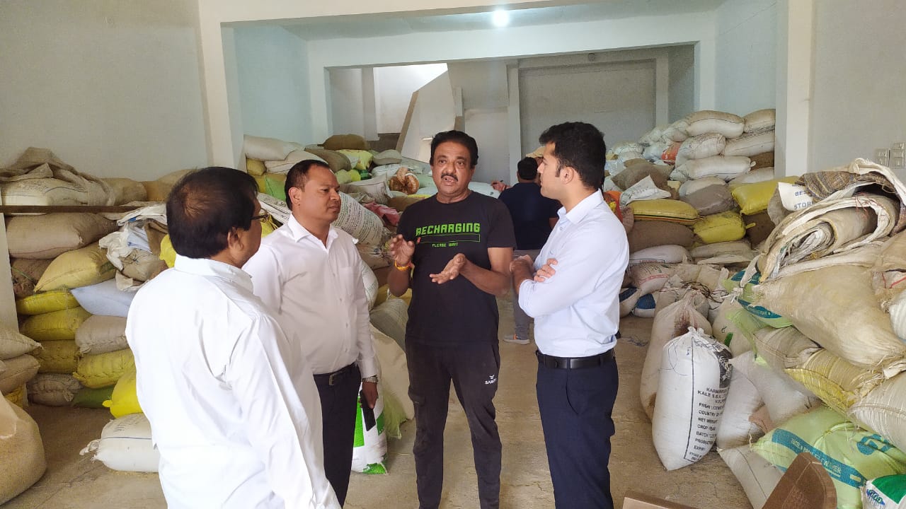 अवैध धान के खिलाफ जारी है अभियान अवैध धान के खिलाफ जारी है अभियान