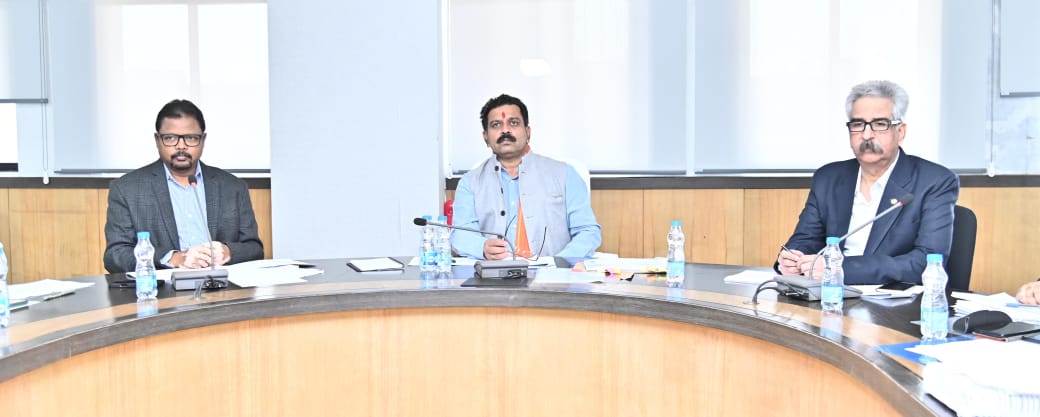 उपमुख्यमंत्री विजय शर्मा की अध्यक्षता में गृह विभाग की समीक्षा बैठक सम्पन्न उपमुख्यमंत्री विजय शर्मा की अध्यक्षता में गृह विभाग की समीक्षा बैठक सम्पन्न