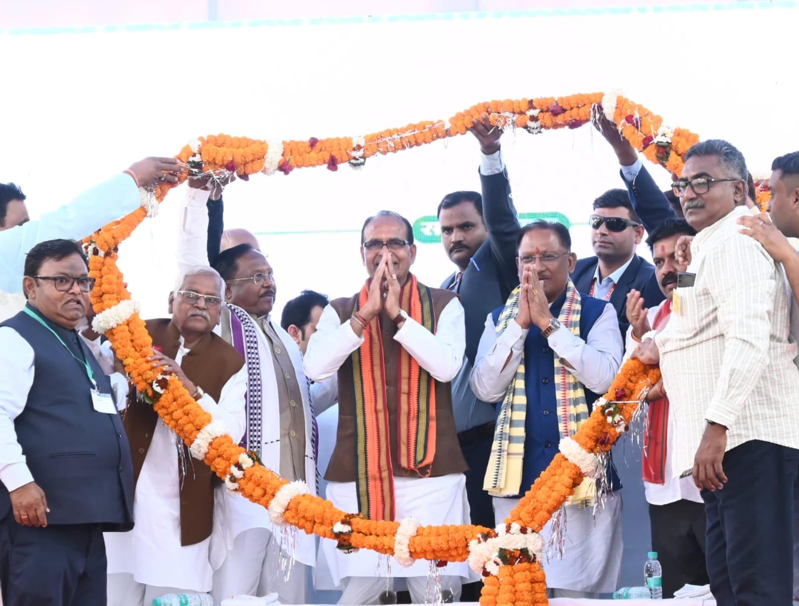 छत्तीसगढ़ आने वाले समय में धान के साथ-साथ सब्जी और फलों का भी कटोरा बनेगा: - केंद्रीय कृषि मंत्री छत्तीसगढ़ आने वाले समय में धान के साथ-साथ सब्जी और फलों का भी कटोरा बनेगा: - केंद्रीय कृषि मंत्री