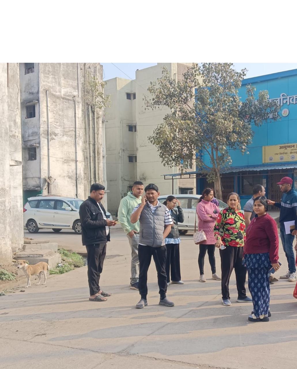 जोन 5 जोन कमिश्नर पटेल और स्वास्थ्य अधिकारी डॉक्टर पाणीग्रही ने ने सफाई और विकास कार्यों को देखा जोन 5 जोन कमिश्नर पटेल और स्वास्थ्य अधिकारी डॉक्टर पाणीग्रही ने ने सफाई और विकास कार्यों को देखा