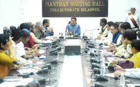 कलेक्टर ने की नगर निगम के कामकाज की समीक्षा कलेक्टर ने की नगर निगम के कामकाज की समीक्षा