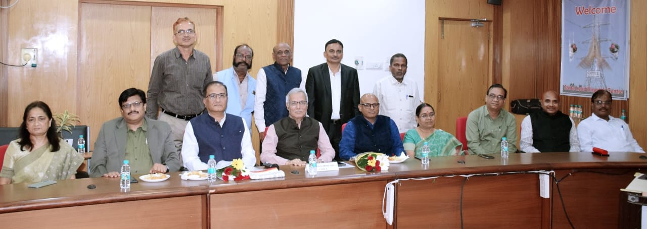 पॉवर कंपनी में ईडी श्री आर.सी.अग्रवाल सहित 6 विद्युत कर्मियों की सेवानिवृत्ति पॉवर कंपनी में ईडी श्री आर.सी.अग्रवाल सहित 6 विद्युत कर्मियों की सेवानिवृत्ति