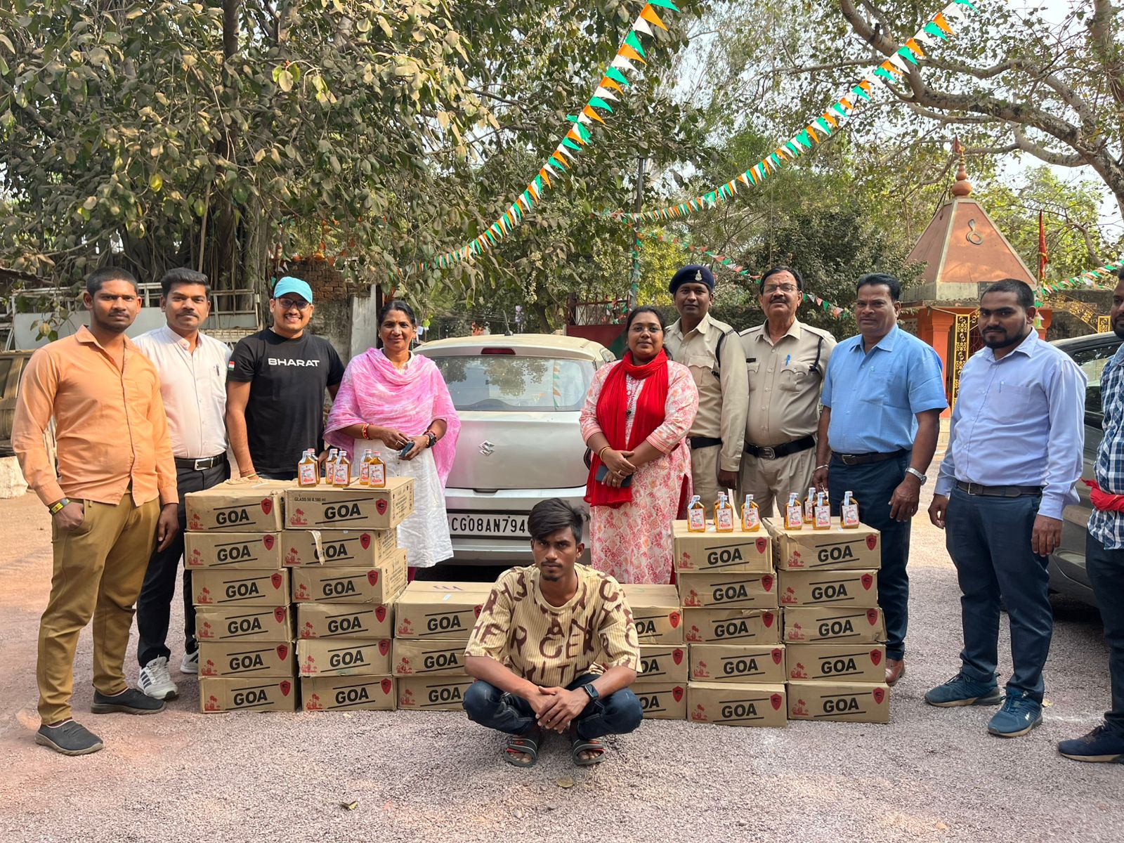 आबकारी विभाग दुर्ग ने जप्त की एम.पी. की मदिरा आबकारी विभाग दुर्ग ने जप्त की एम.पी. की मदिरा