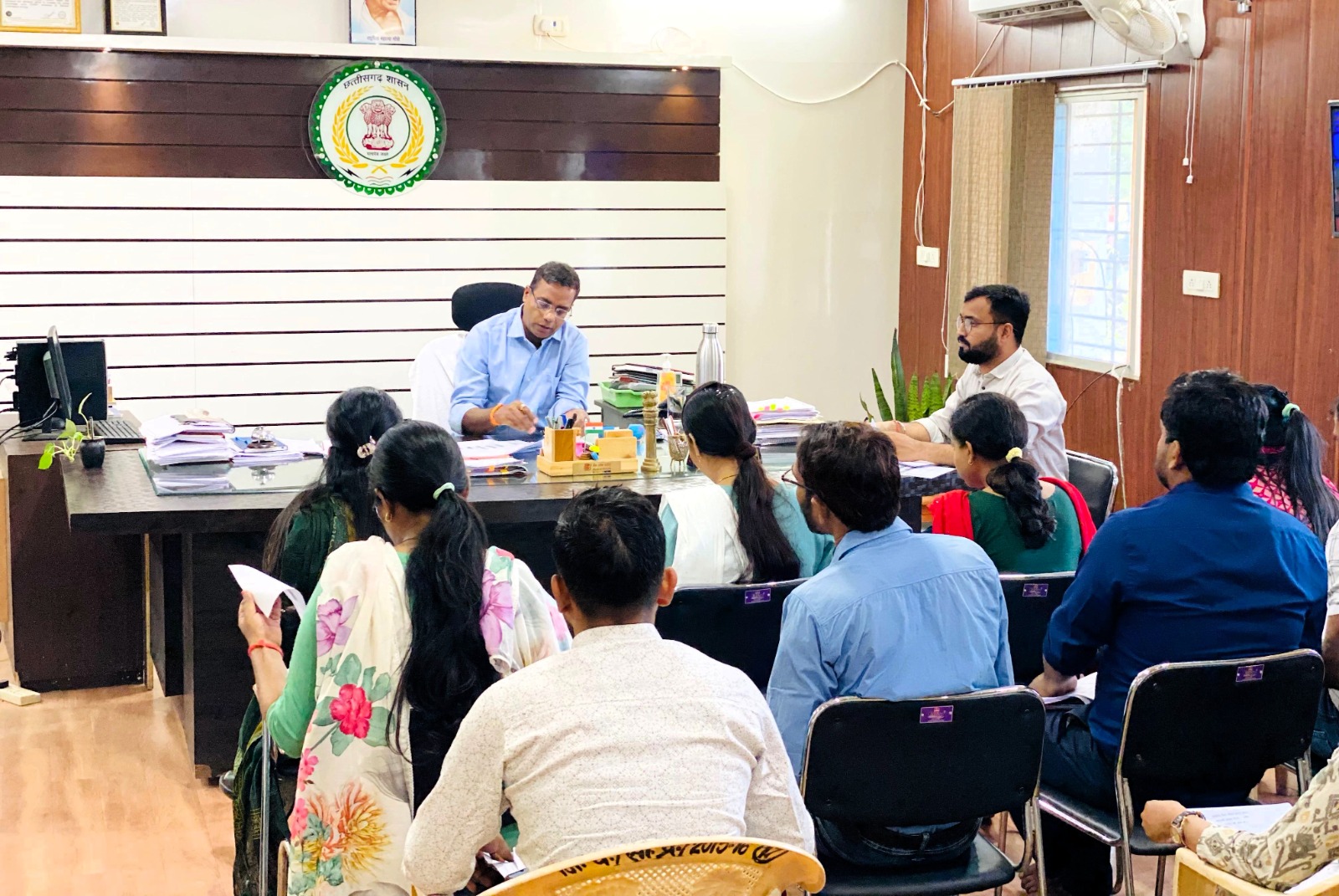 सीईओ जिला पंचायत ने ली आवास पखवाड़ा की समीक्षा बैठक सीईओ जिला पंचायत ने ली आवास पखवाड़ा की समीक्षा बैठक