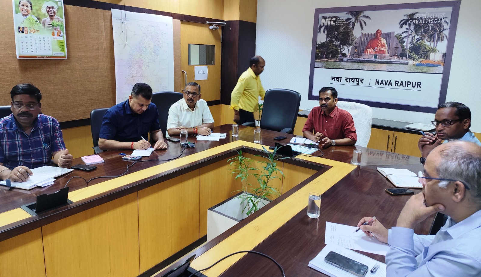 वाहनों में हाई सिक्यूरिटी रजिस्ट्रेशन प्लेट (एचएसआरपी) लगाने के कार्य में आयेगी तेजी वाहनों में हाई सिक्यूरिटी रजिस्ट्रेशन प्लेट (एचएसआरपी) लगाने के कार्य में आयेगी तेजी