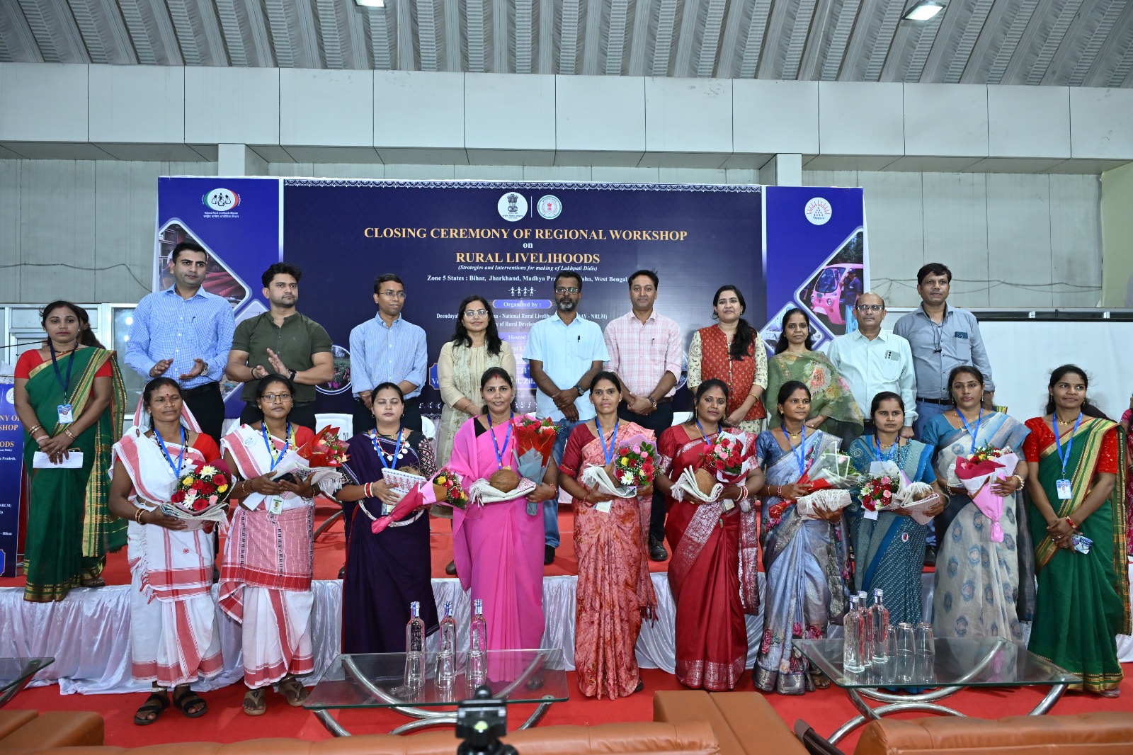 मुख्यमंत्री नौनिहाल छात्रवृत्ति योजना बनी उम्मीद की किरण, बिटिया चेतना साहू ने 84% अंक हासिल कर बढ़ाया जिले का मान मुख्यमंत्री नौनिहाल छात्रवृत्ति योजना बनी उम्मीद की किरण, बिटिया चेतना साहू ने 84% अंक हासिल कर बढ़ाया जिले का मान