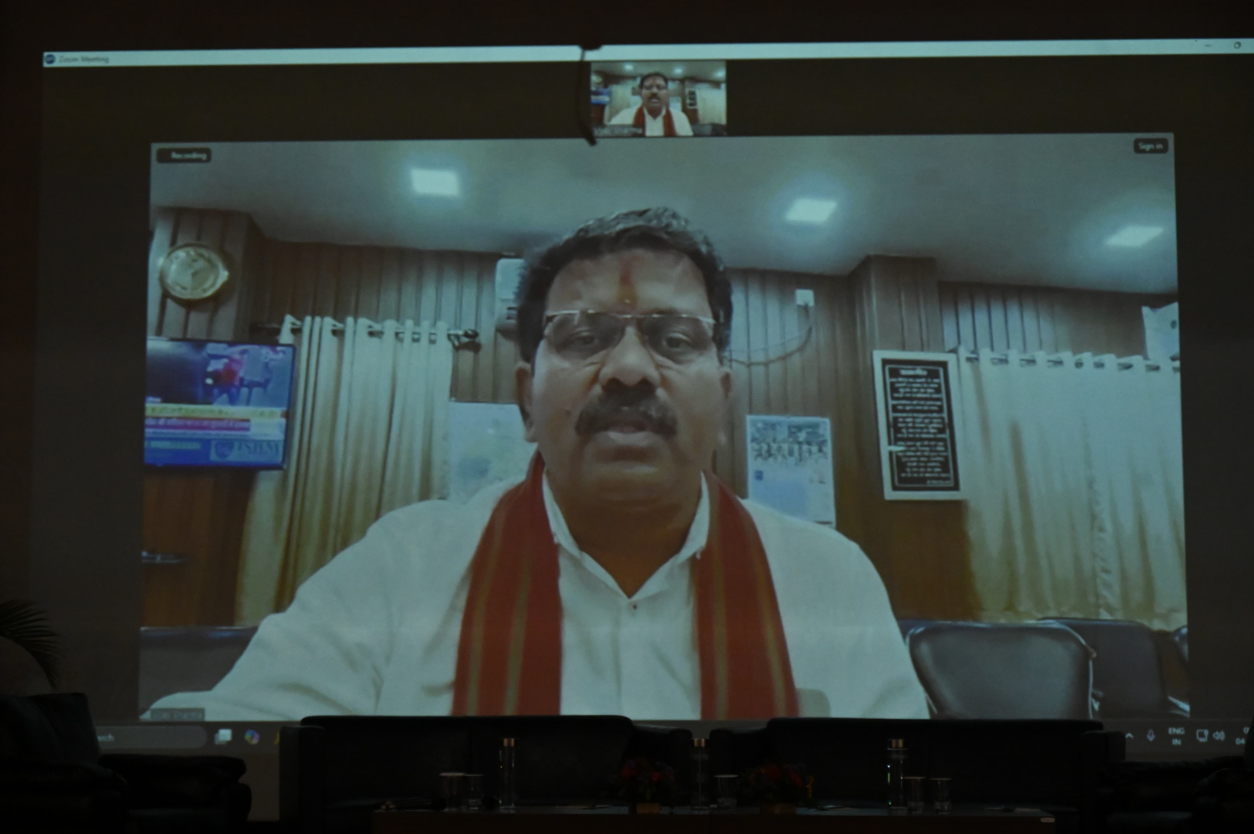 हरित छत्तीसगढ़ की परिकल्पना को साकार कर रहे हैं मुख्यमंत्री विष्णुदेव साय – उपमुख्यमंत्री विजय शर्मा हरित छत्तीसगढ़ की परिकल्पना को साकार कर रहे हैं मुख्यमंत्री विष्णुदेव साय – उपमुख्यमंत्री विजय शर्मा