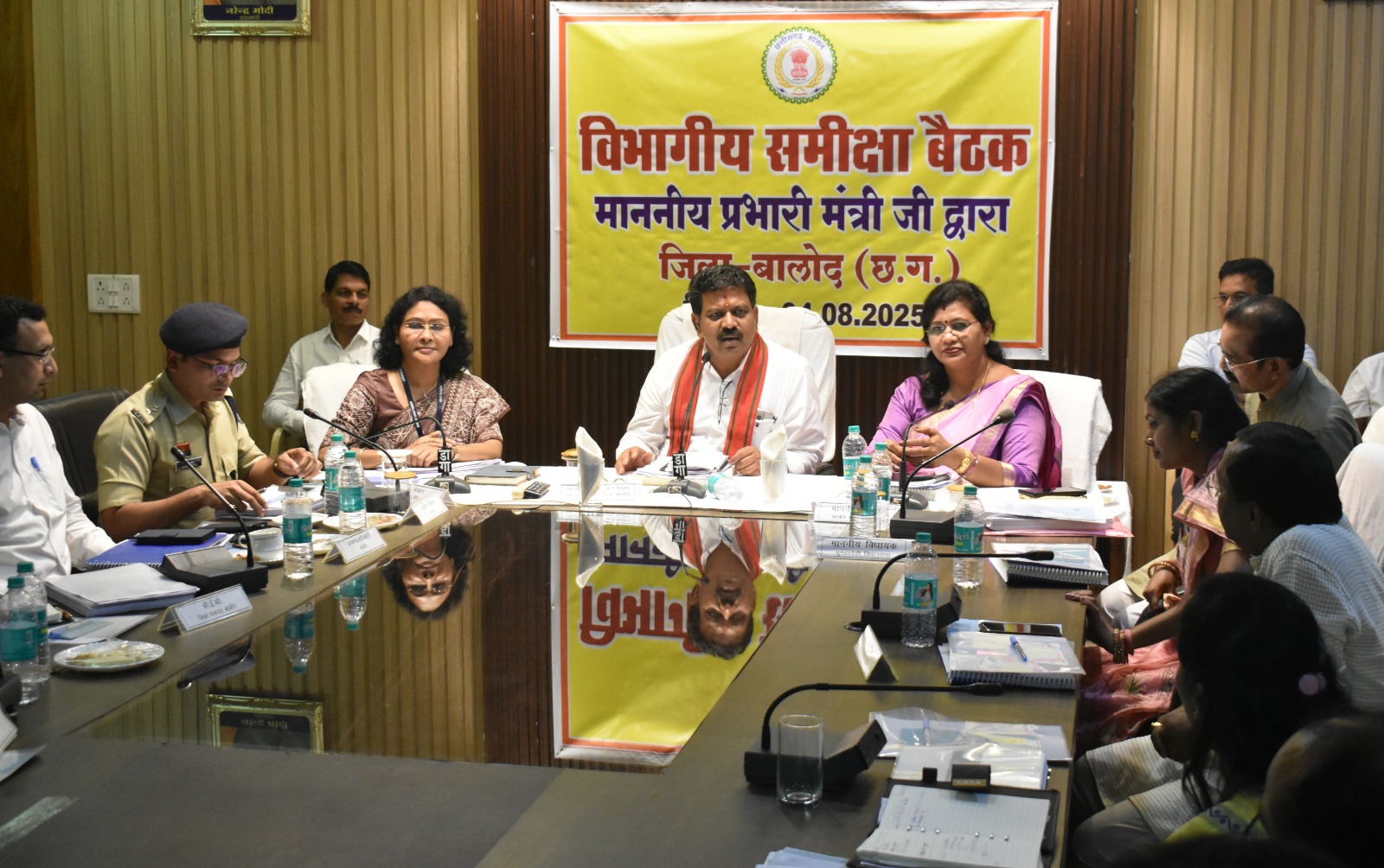 उपमुख्यमंत्री एवं प्रभारी मंत्री विजय शर्मा ने समीक्षा बैठक लेकर जिले में शासकीय योजनाओं के क्रियान्वयन की स्थिति की समीक्षा उपमुख्यमंत्री एवं प्रभारी मंत्री विजय शर्मा ने समीक्षा बैठक लेकर जिले में शासकीय योजनाओं के क्रियान्वयन की स्थिति की समीक्षा