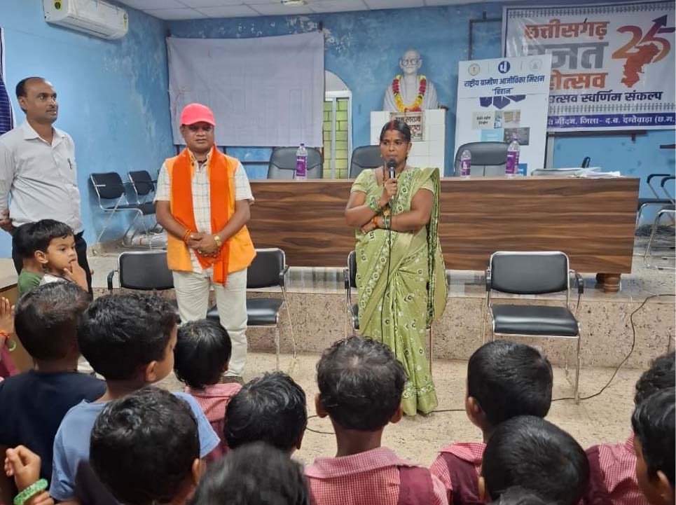 रजत जयंती महोत्सव अंतर्गत महतारी मेगा हेल्थ कैम्प व बाल मेला आयोजित रजत जयंती महोत्सव अंतर्गत महतारी मेगा हेल्थ कैम्प व बाल मेला आयोजित