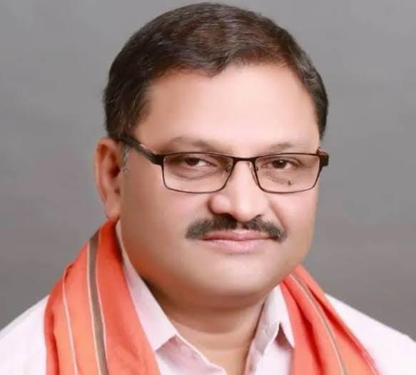 नए भारत के नए युग की शुरुआत : संतोष पांडेय नए भारत के नए युग की शुरुआत : संतोष पांडेय