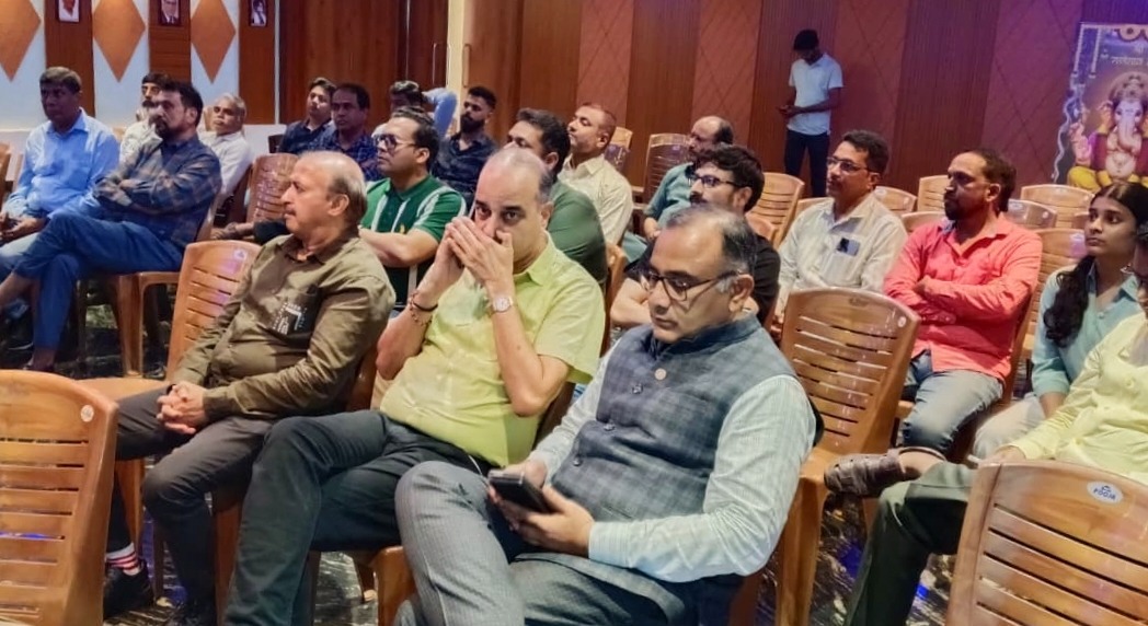 मराठी उद्यमियों के लिए बेहतर प्लेटफार्म बनेगा सैटरडे क्लब मराठी उद्यमियों के लिए बेहतर प्लेटफार्म बनेगा सैटरडे क्लब