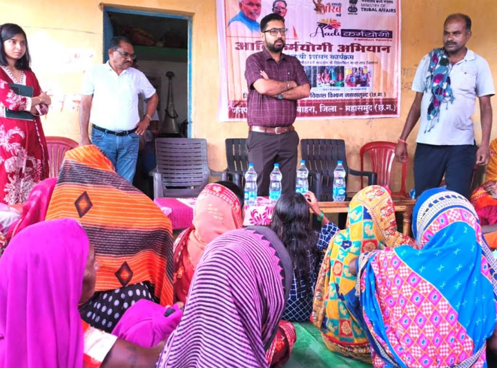 कलेक्टर ने बहुउद्देशीय केन्द्रों का किया निरीक्षण कलेक्टर ने बहुउद्देशीय केन्द्रों का किया निरीक्षण