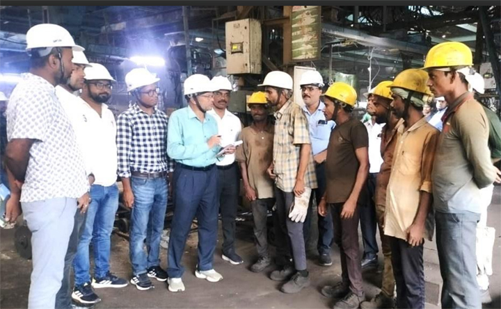 औद्योगिक संस्थान में अनियमितता पर नोटिस जारी औद्योगिक संस्थान में अनियमितता पर नोटिस जारी