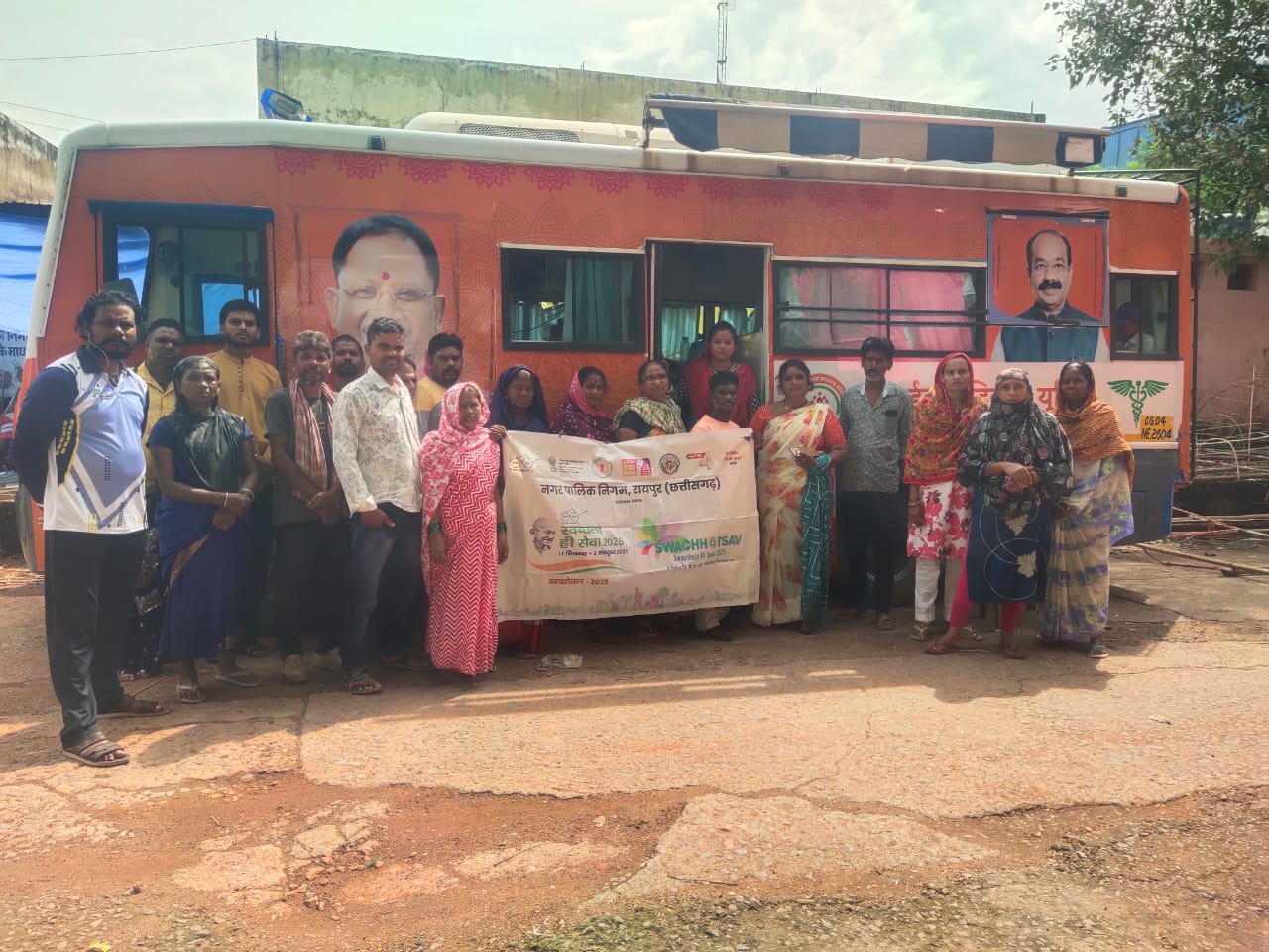 तात्यापारा वार्ड में एमएमयू में वार्ड के 40 सफाई मित्रों का नि:शुल्क स्वास्थ्य परीक्षण तात्यापारा वार्ड में एमएमयू में वार्ड के 40 सफाई मित्रों का नि:शुल्क स्वास्थ्य परीक्षण