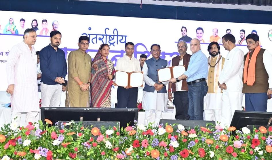 "प्रोजेक्ट पर्यटन साथी" के तहत युवाओं को मिलेगा पर्यटन गाइड का निःशुल्क प्रशिक्षण "प्रोजेक्ट पर्यटन साथी" के तहत युवाओं को मिलेगा पर्यटन गाइड का निःशुल्क प्रशिक्षण