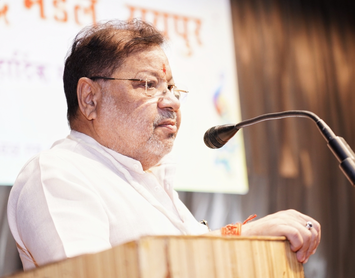 भटक रही युवा पीढ़ी को समाज से जोड़ें: सुनील सोनी भटक रही युवा पीढ़ी को समाज से जोड़ें: सुनील सोनी