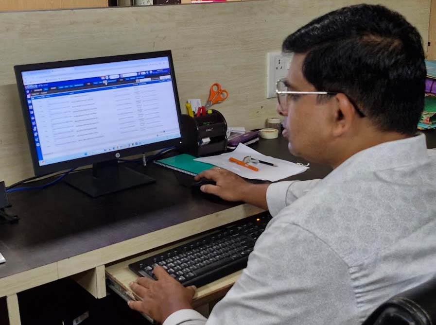 ई-ऑफिस से डिजिटल सुशासन की ओर कदम ई-ऑफिस से डिजिटल सुशासन की ओर कदम