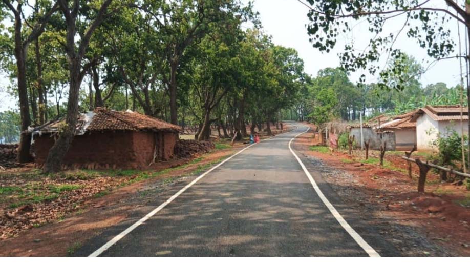 पीएम जनमन ने दिलाई पहाड़ी कोरवाओं को शासकीय योजनाओं के लाभ पीएम जनमन ने दिलाई पहाड़ी कोरवाओं को शासकीय योजनाओं के लाभ