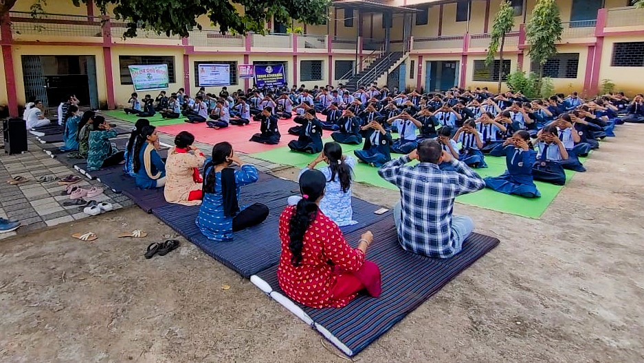 स्वामी आत्मानंद विद्यालय दल्लीराजहरा में आयोजित किया गया मानसिक स्वास्थ्य पर व्याख्यान स्वामी आत्मानंद विद्यालय दल्लीराजहरा में आयोजित किया गया मानसिक स्वास्थ्य पर व्याख्यान