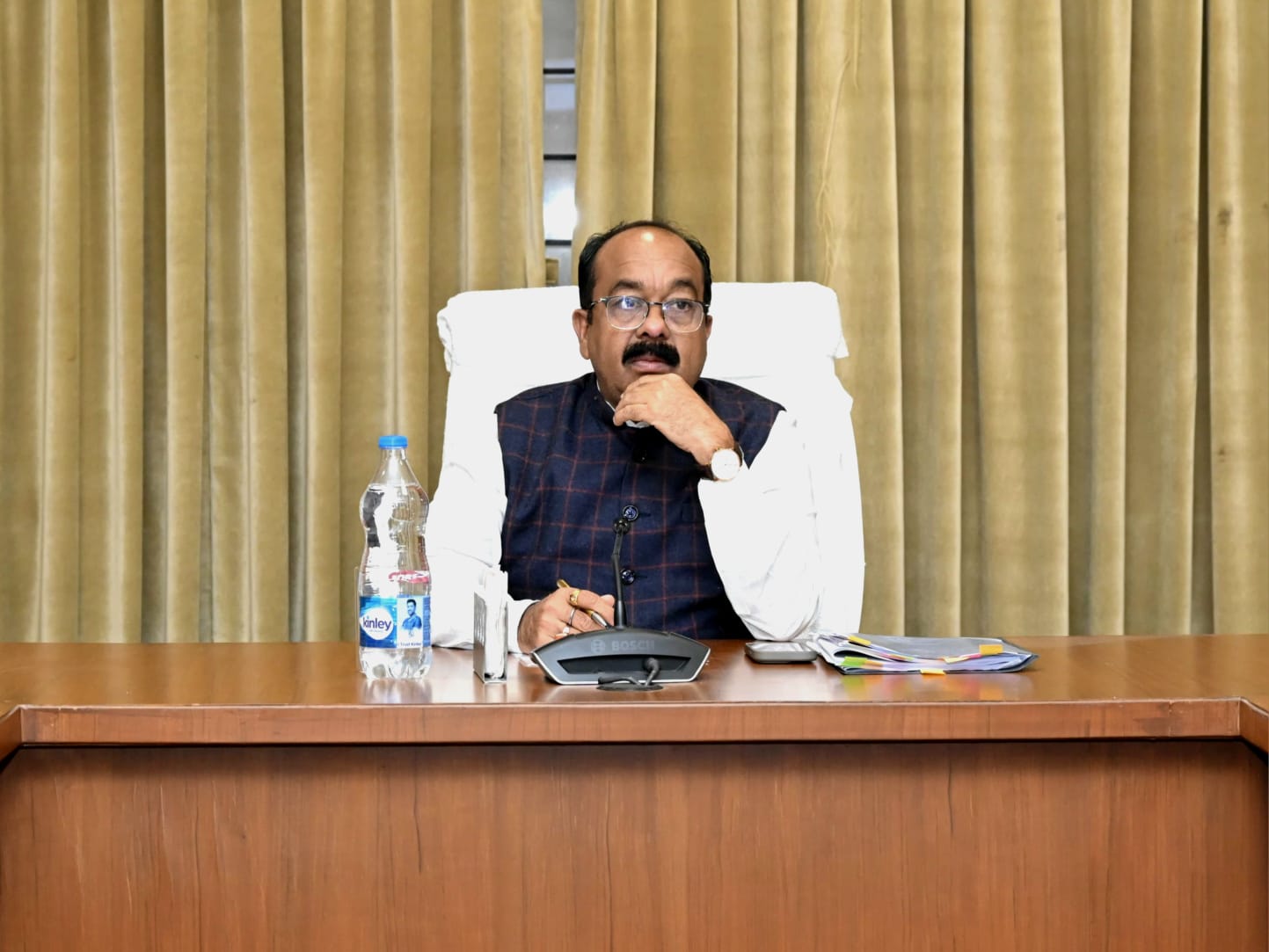 उप मुख्यमंत्री अरुण साव ने नगरीय प्रशासन विभाग के कार्यों की समीक्षा की उप मुख्यमंत्री अरुण साव ने नगरीय प्रशासन विभाग के कार्यों की समीक्षा की