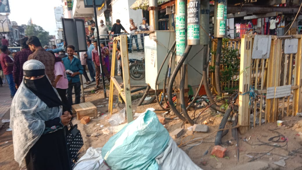 नगर निगम ने सडक को करवाया कब्जामुक्त नगर निगम ने सडक को करवाया कब्जामुक्त