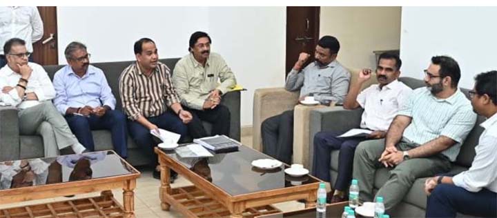 प्रधानमंत्री नरेन्द्र मोदी के छत्तीसगढ़ प्रवास को लेकर तैयारियां शुरू प्रधानमंत्री नरेन्द्र मोदी के छत्तीसगढ़ प्रवास को लेकर तैयारियां शुरू