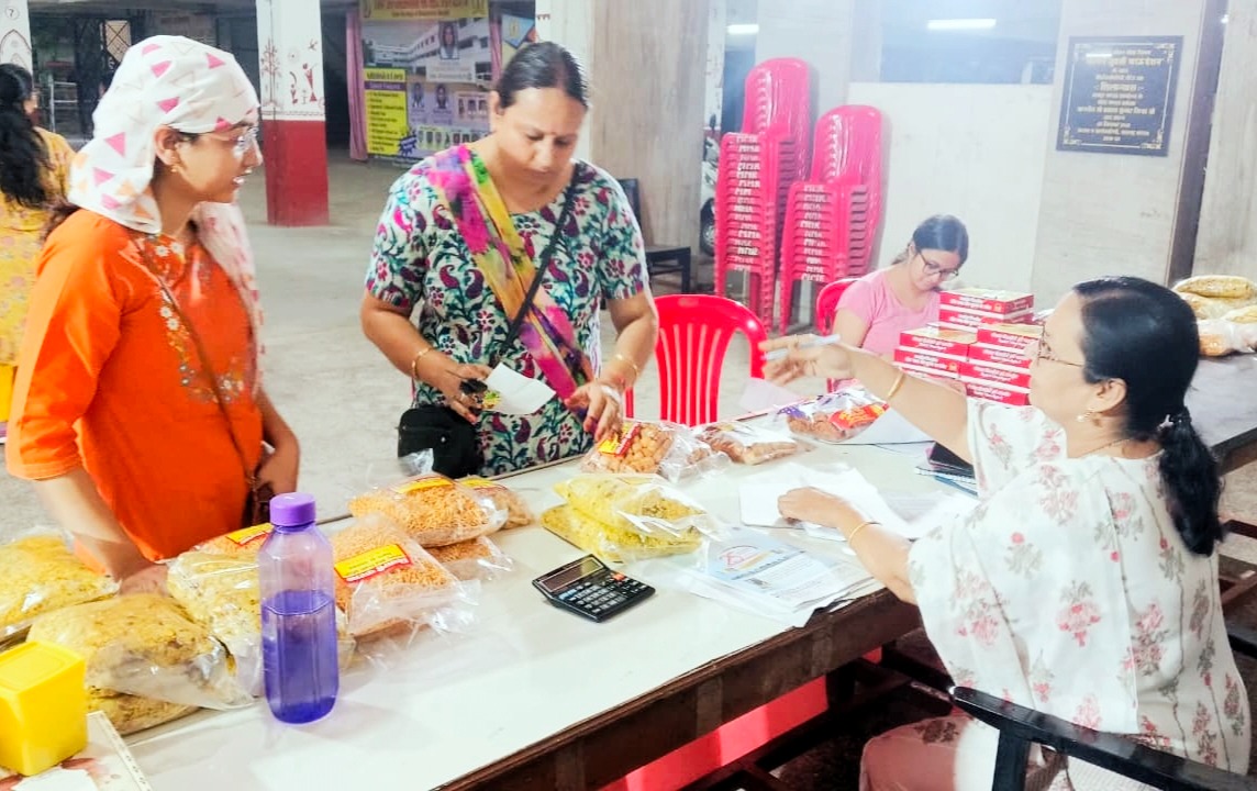 महाराष्ट्र मंडल के दिवाली फराळ को जबर्दस्त प्रतिसाद महाराष्ट्र मंडल के दिवाली फराळ को जबर्दस्त प्रतिसाद