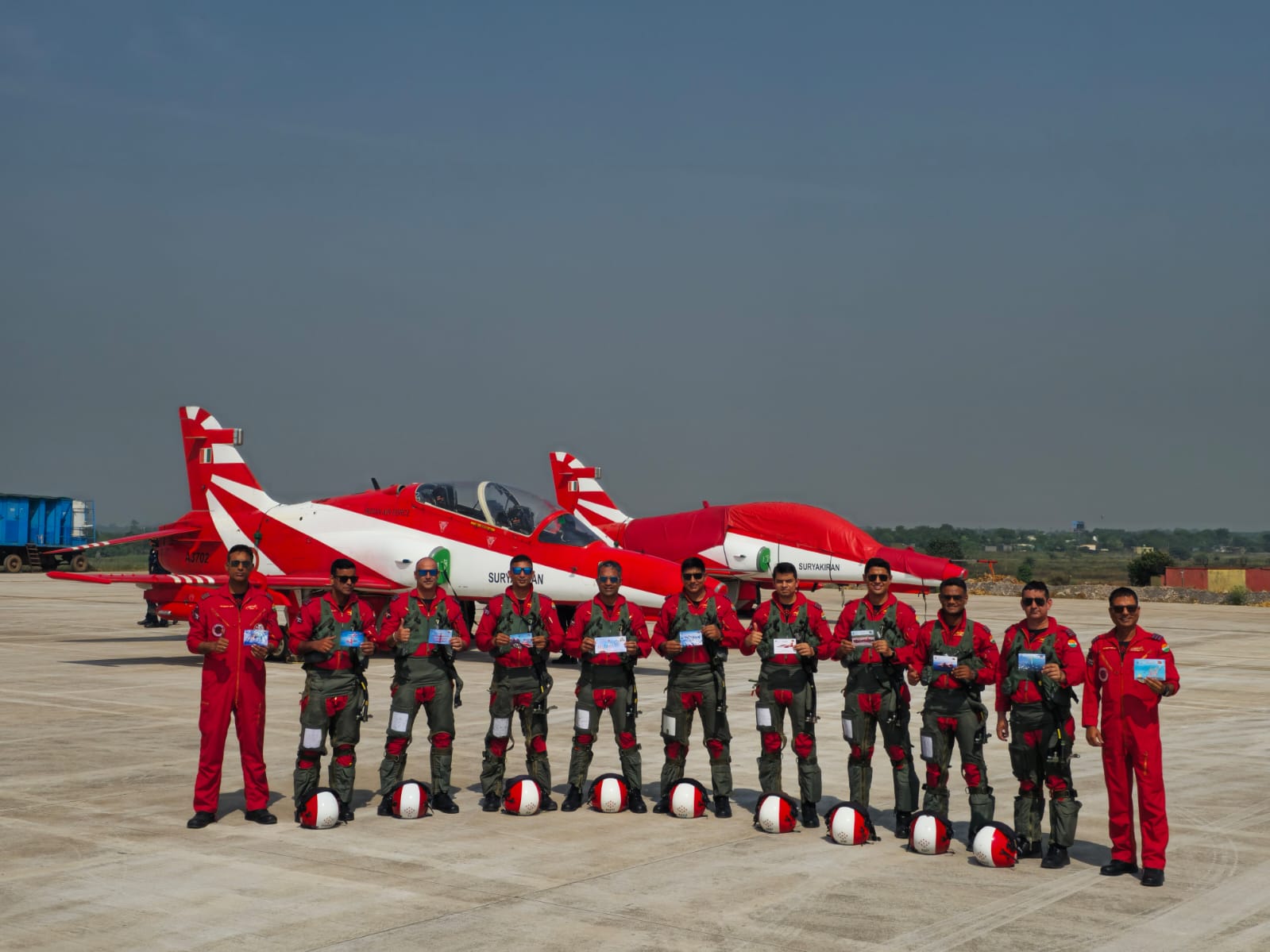 “भारतीय वायुसेना की आकाशीय शौर्यगाथा पर डाक विभाग का नमन — छत्तीसगढ़ डाक परिमंडल ने जारी किया विशेष स्मृति फ्लोन कवर” “भारतीय वायुसेना की आकाशीय शौर्यगाथा पर डाक विभाग का नमन — छत्तीसगढ़ डाक परिमंडल ने जारी किया विशेष स्मृति फ्लोन कवर”