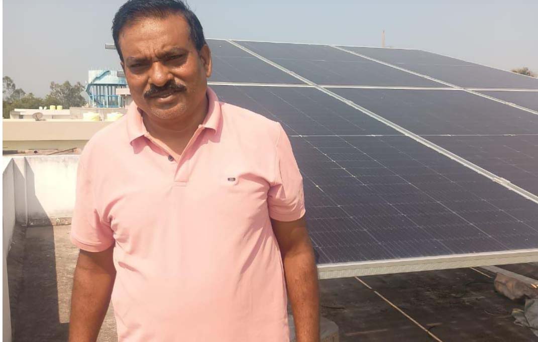 मोदी की गारंटी, विष्णु के सुशासन से मेश्राम का घर सौर ऊर्जा से हुआ रोशन मोदी की गारंटी, विष्णु के सुशासन से मेश्राम का घर सौर ऊर्जा से हुआ रोशन