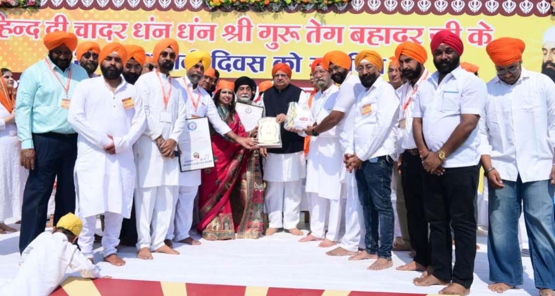 गुरू श्री गुरू तेग बहादुर जी ने मानवता की रक्षा के लिए दिया अपना बलिदान : विधानसभा अध्यक्ष डॉ. रमन सिंह गुरू श्री गुरू तेग बहादुर जी ने मानवता की रक्षा के लिए दिया अपना बलिदान : विधानसभा अध्यक्ष डॉ. रमन सिंह