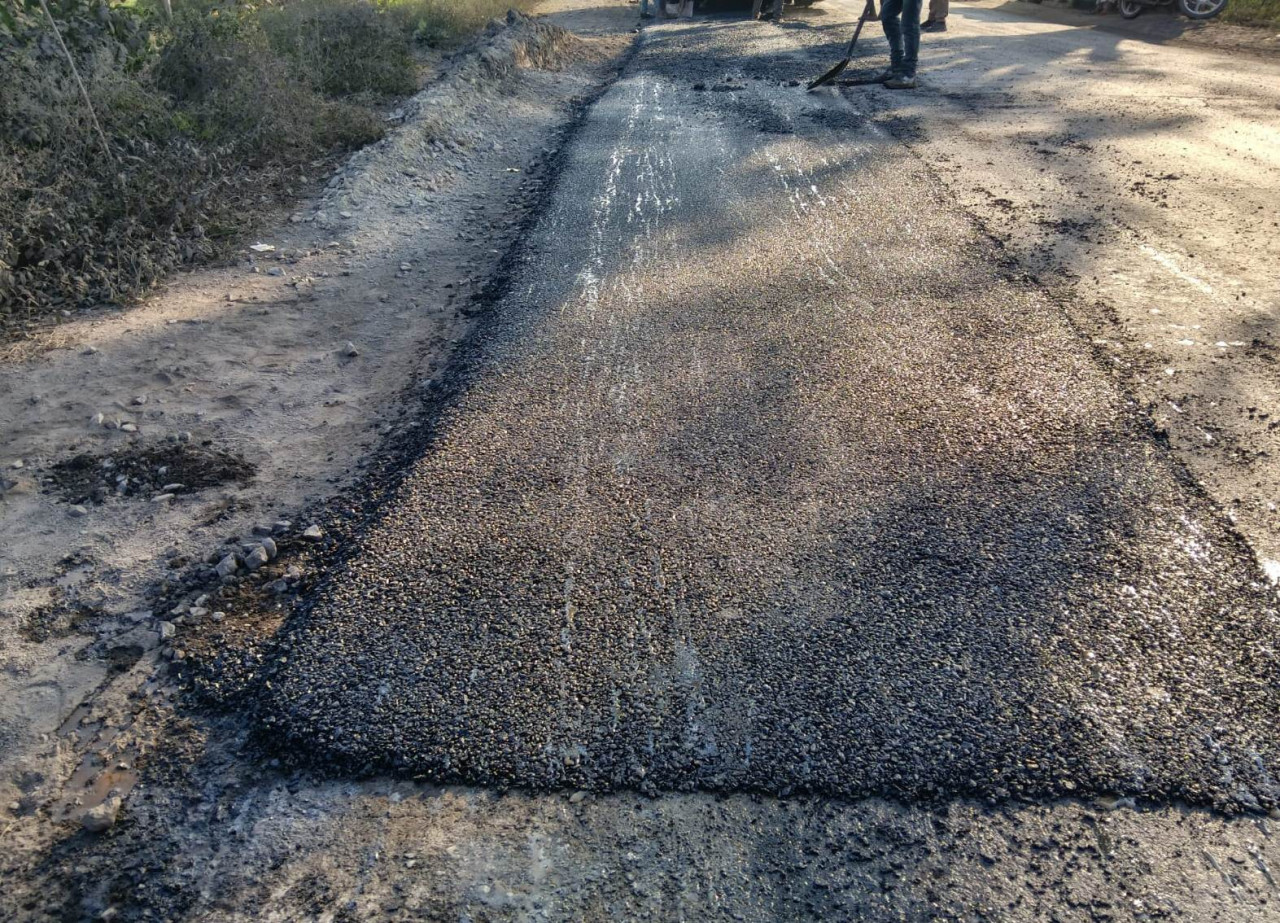 बिलासपुर जिले में सड़कों का हो रहा उन्नयन बिलासपुर जिले में सड़कों का हो रहा उन्नयन