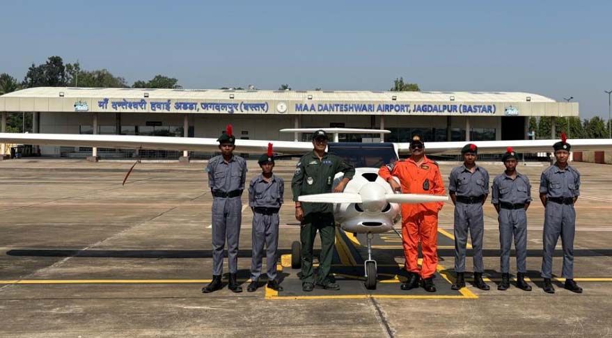 आसमान की ऊँचाइयों में कैरियर बनाने का सपना अब हो रहा है साकार आसमान की ऊँचाइयों में कैरियर बनाने का सपना अब हो रहा है साकार