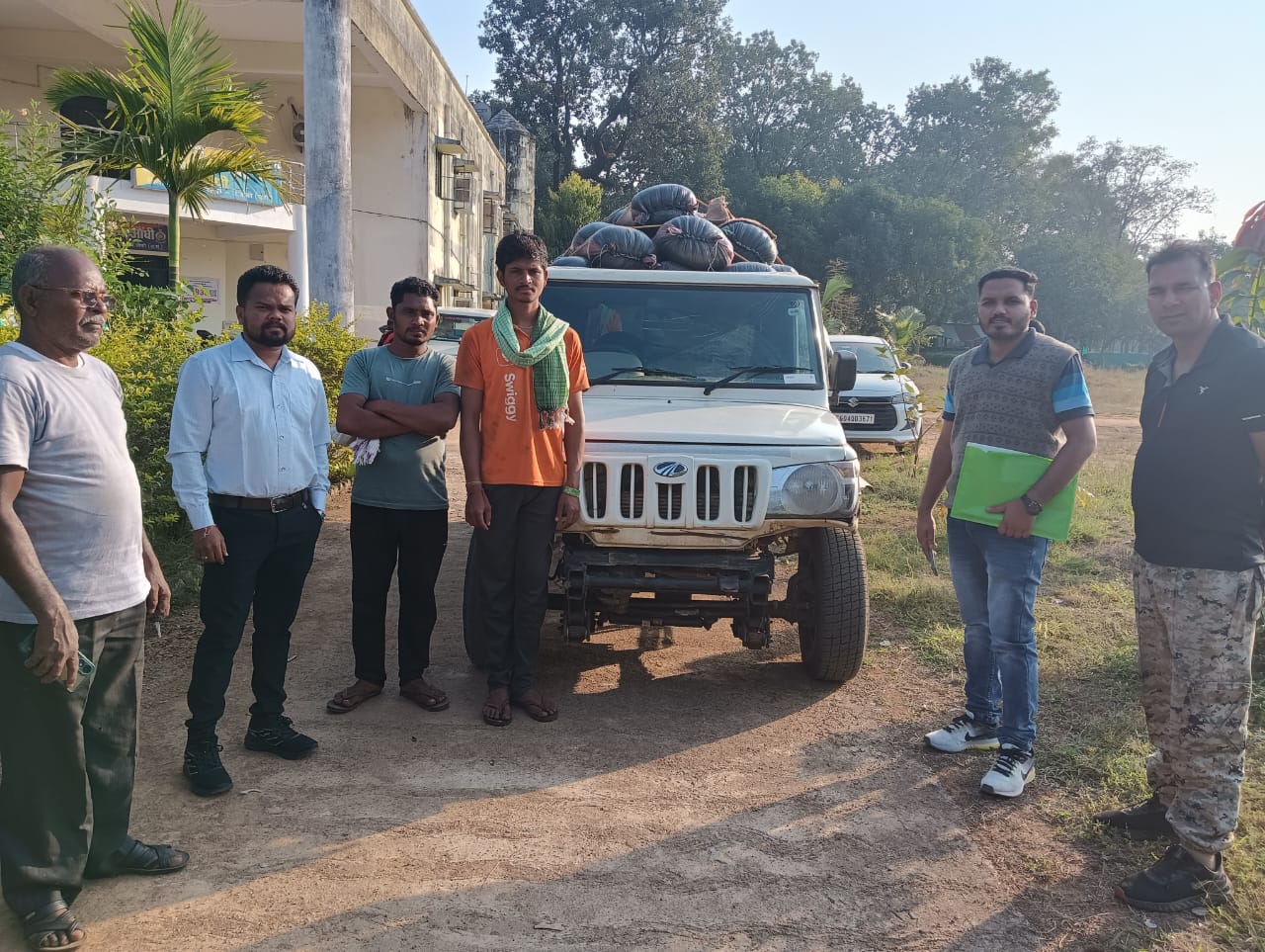 धान के अवैध परिवहन पर बड़ी कार्रवाई धान के अवैध परिवहन पर बड़ी कार्रवाई