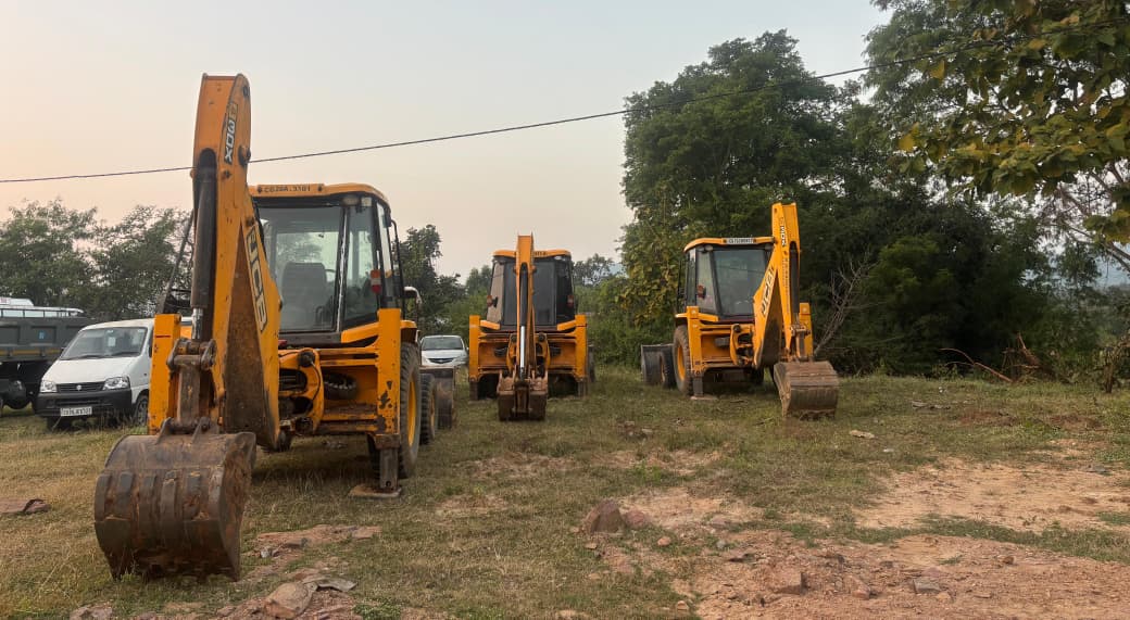 खनिज के अवैध उत्खनन व परिवहन के मामले में कार्रवाई खनिज के अवैध उत्खनन व परिवहन के मामले में कार्रवाई