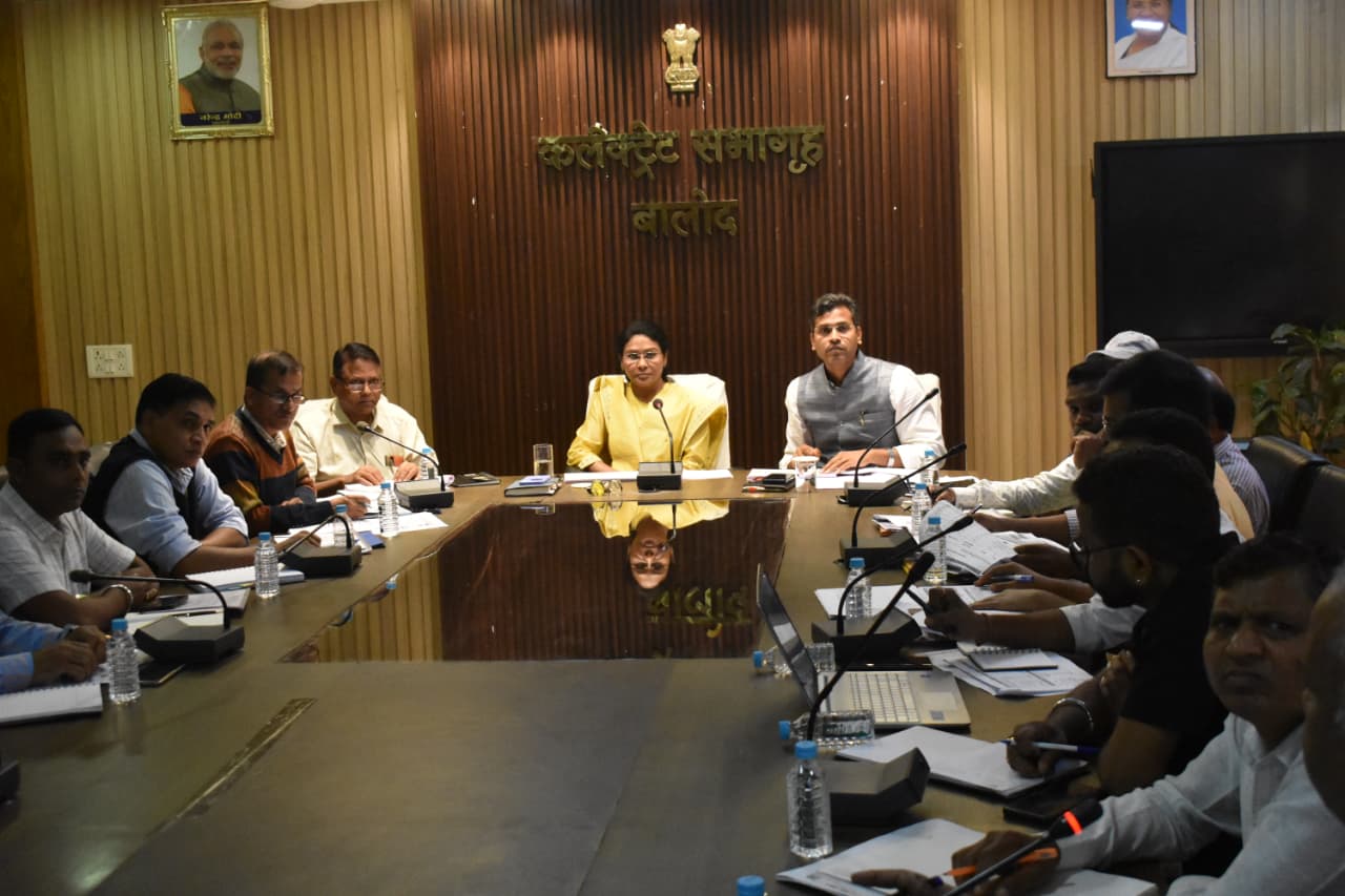 बालोद जिले में आमजनों को बेहतर स्वास्थ्य सुविधाएं उपलब्ध कराना सुनिश्चित करें – कलेक्टर बालोद जिले में आमजनों को बेहतर स्वास्थ्य सुविधाएं उपलब्ध कराना सुनिश्चित करें – कलेक्टर