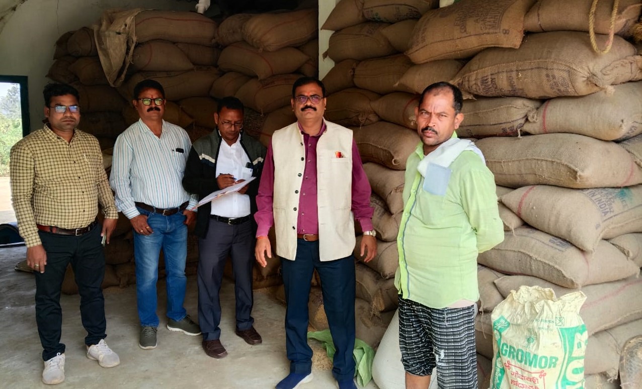 जिला प्रशासन बालोद द्वारा धान के अवैध खरीदी बिक्री के रोकथाम पर की जा रही है निरंतर कार्रवाई जिला प्रशासन बालोद द्वारा धान के अवैध खरीदी बिक्री के रोकथाम पर की जा रही है निरंतर कार्रवाई