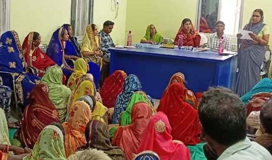 ग्राम पंचायत मुसरा के ग्रामसभा में ग्रीष्मकालीन धान उत्पादन पूर्णत: प्रतिबंधित प्रस्ताव पास ग्राम पंचायत मुसरा के ग्रामसभा में ग्रीष्मकालीन धान उत्पादन पूर्णत: प्रतिबंधित प्रस्ताव पास